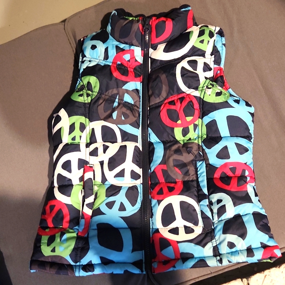 Puffer Vest with Peace Sign ✌️ Fleece Lined